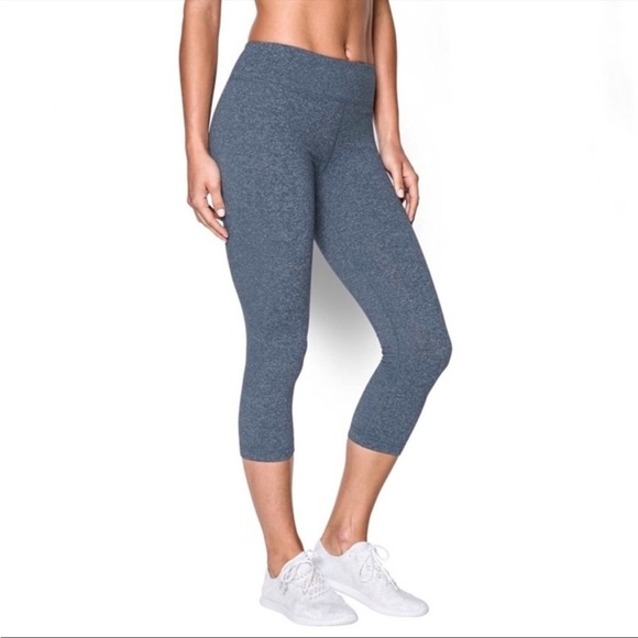 Under Armour StudioLux Capri Leggings - Picture 1 of 9
